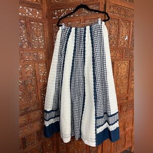 1970s true vintage Navy Blue Gingham and White Eyelet Lace Maxi Skirt